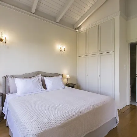 Aerides 3 Luxury * Athens